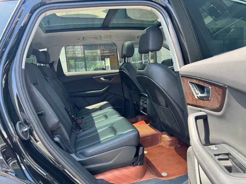 Audi Q7 2023 55 TFSI quattro S line Sport — миниатюра 8
