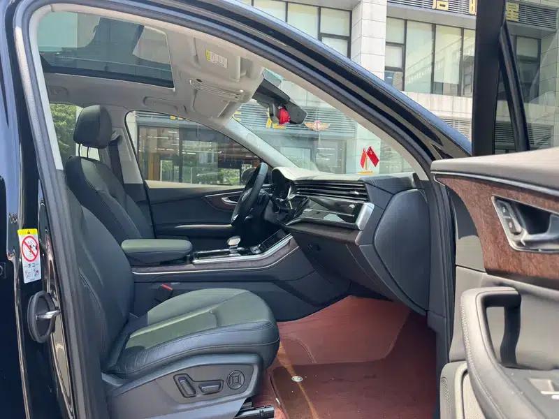 Audi Q7 2023 55 TFSI quattro S line Sport — миниатюра 9