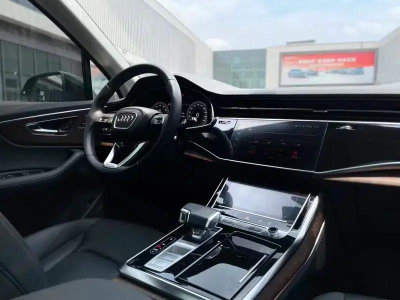 Audi Q7 2021 55 TFSI quattro S line Sport — миниатюра 11