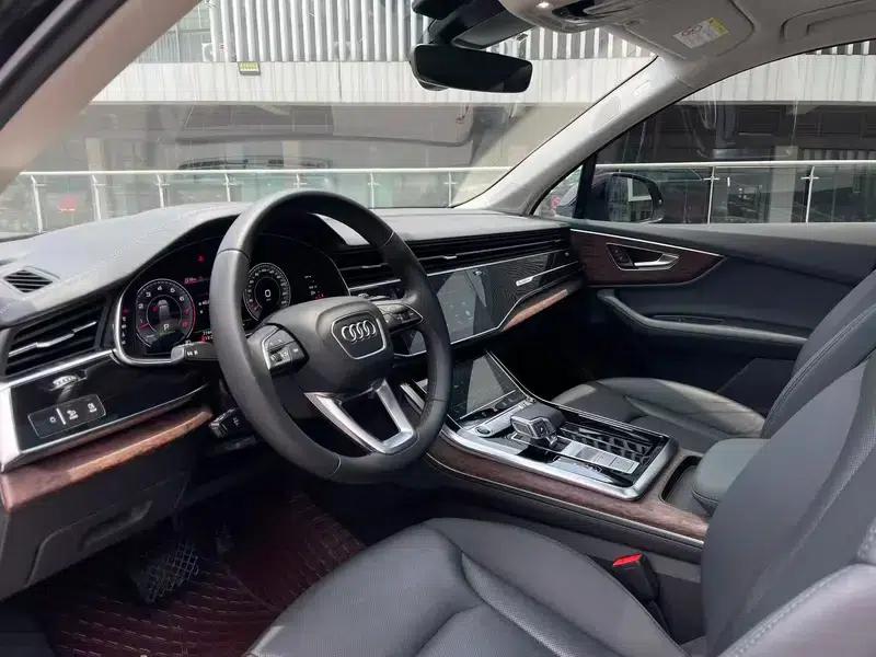 Audi Q7 2021 55 TFSI quattro S line Sport — миниатюра 17
