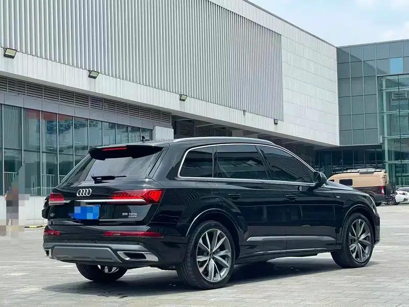 Audi Q7 2021 55 TFSI quattro S line Sport — миниатюра 7