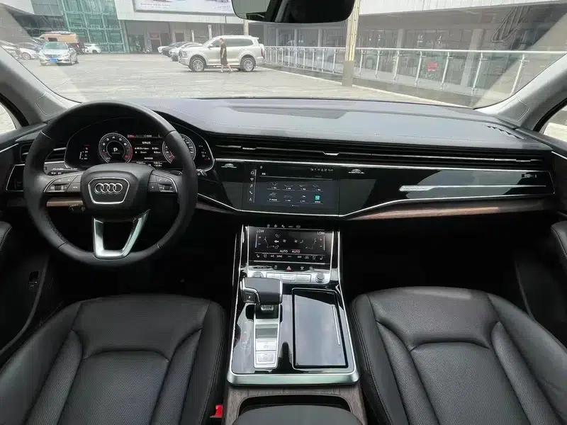 Audi Q7 2021 55 TFSI quattro S line Sport — миниатюра 9