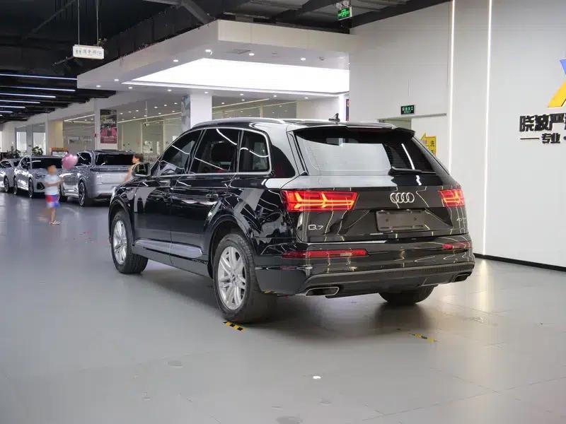 Audi Q7 2018 40 TFSI S line Sport — миниатюра 5