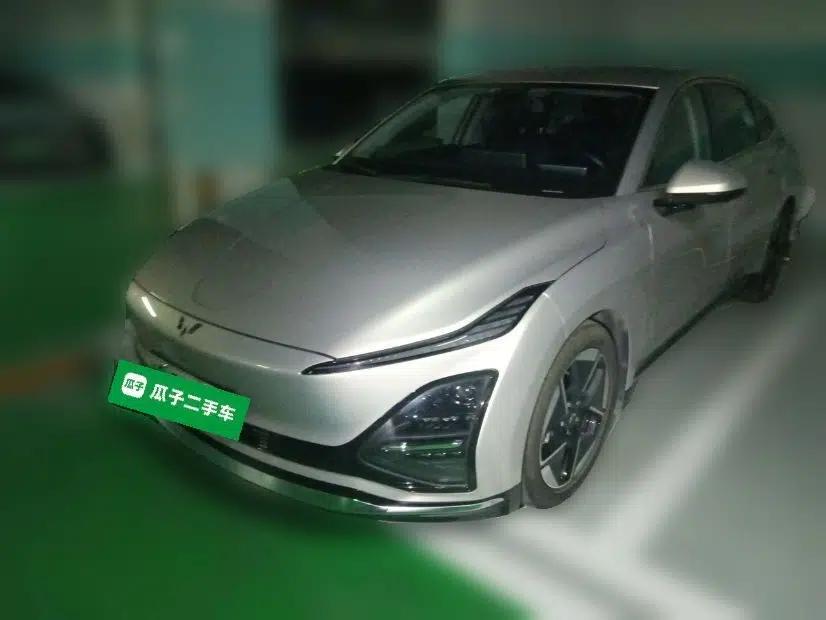 Wuling Xingguang 2024 Co-Creation Edition 510 Advanced Model — миниатюра 1
