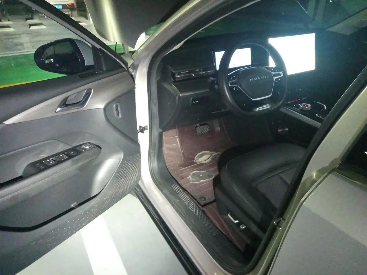 Wuling Xingguang 2024 Co-Creation Edition 510 Advanced Model — миниатюра 16