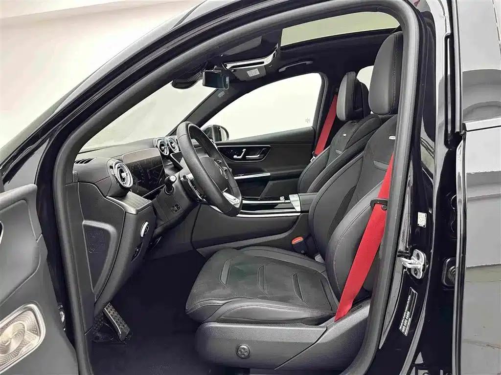 Mercedes-Benz GLC Coupe AMG 2024 Model AMG GLC 43 4MATIC Coupe SUV — миниатюра 19