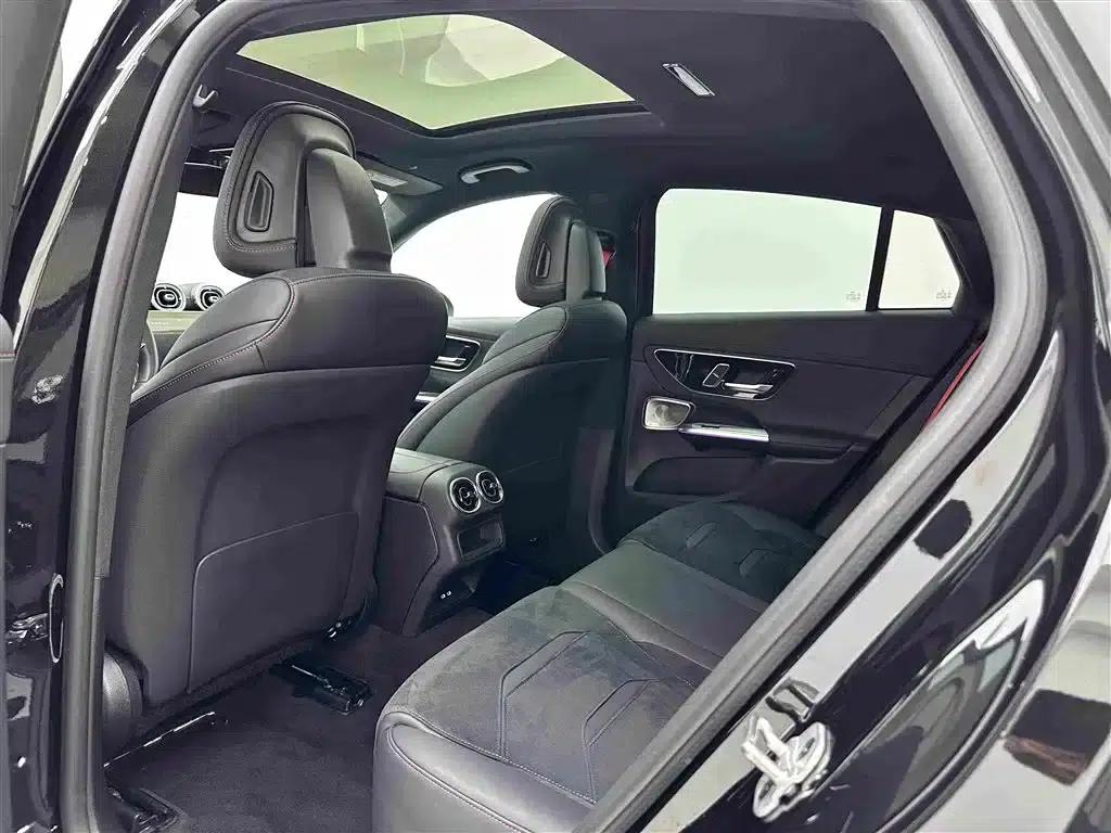 Mercedes-Benz GLC Coupe AMG 2024 Model AMG GLC 43 4MATIC Coupe SUV — миниатюра 21