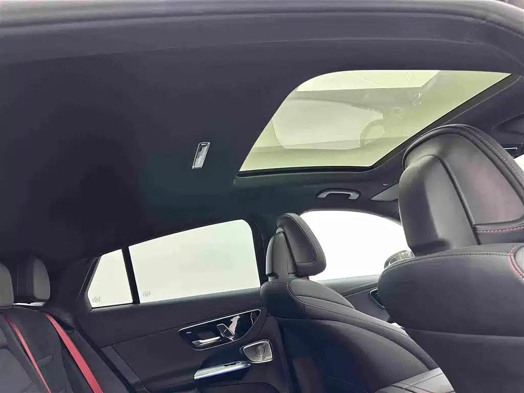 Mercedes-Benz GLC Coupe AMG 2024 Model AMG GLC 43 4MATIC Coupe SUV — миниатюра 25