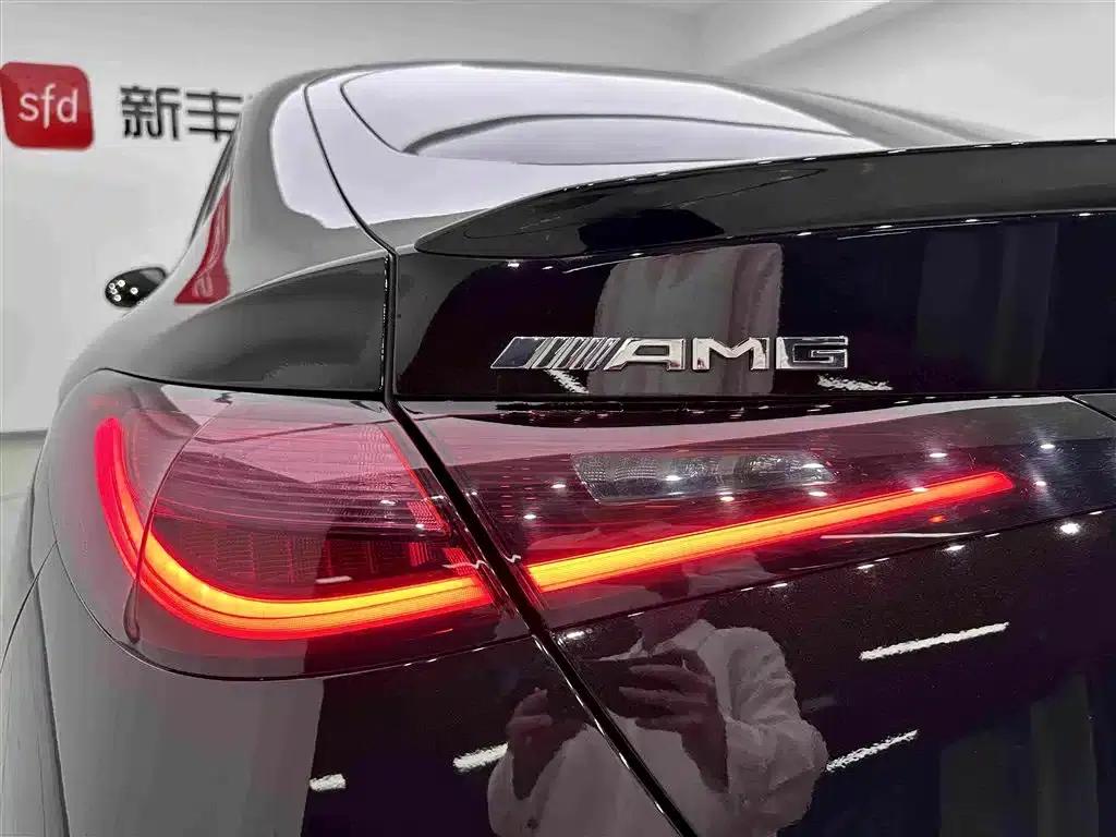 Mercedes-Benz GLC Coupe AMG 2024 Model AMG GLC 43 4MATIC Coupe SUV — миниатюра 32