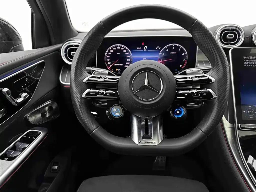 Mercedes-Benz GLC Coupe AMG 2024 Model AMG GLC 43 4MATIC Coupe SUV — миниатюра 9