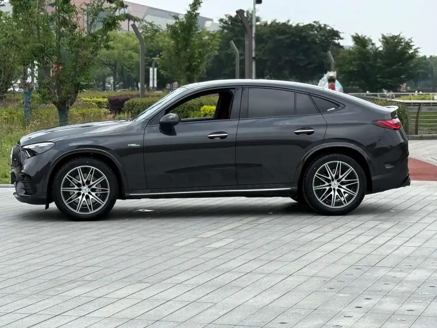 Mercedes-Benz GLC Coupe AMG 2025 AMG GLC 43 4MATIC Coupe SUV — миниатюра 2