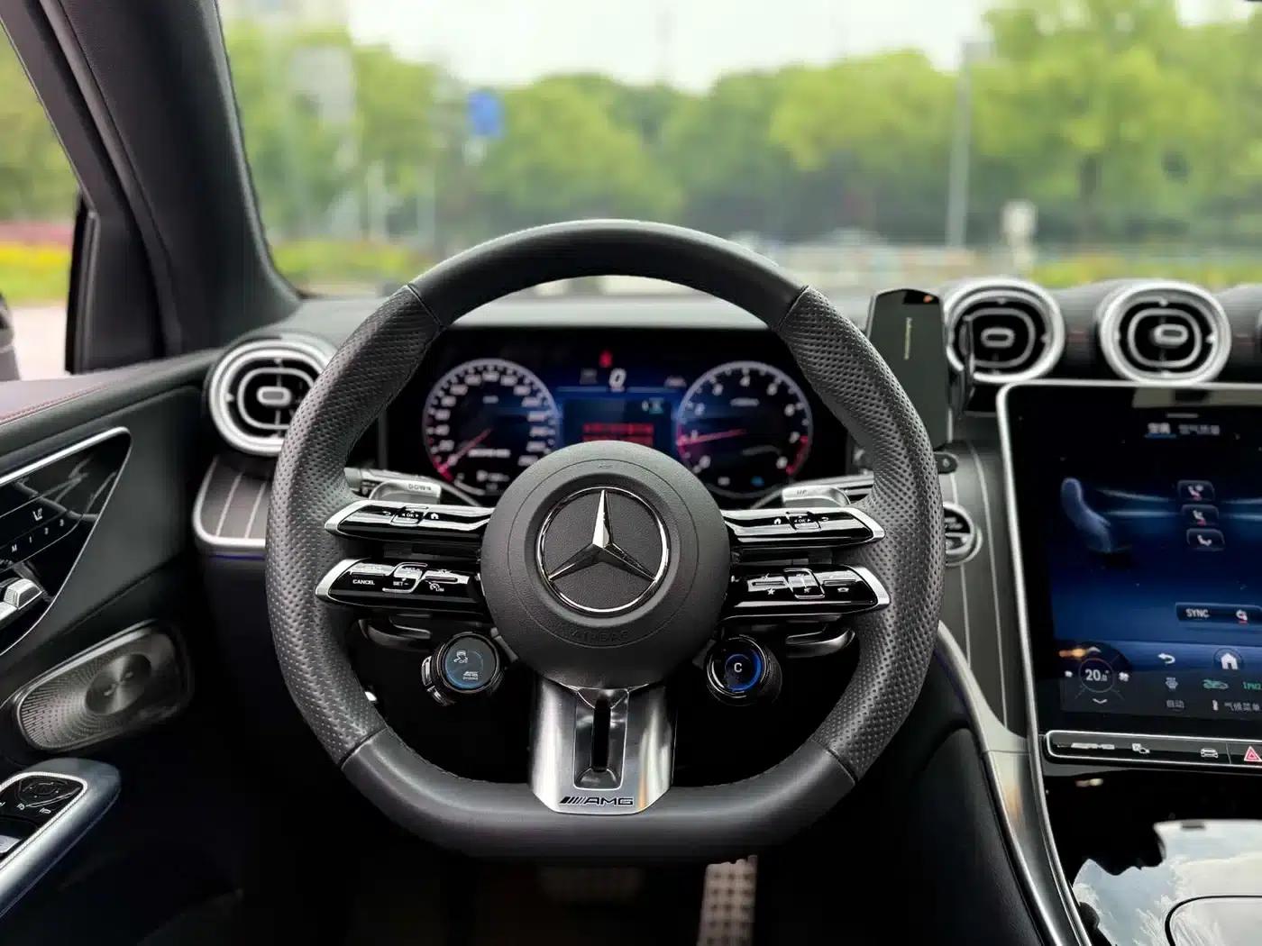 Mercedes-Benz GLC Coupe AMG 2025 AMG GLC 43 4MATIC Coupe SUV — миниатюра 14