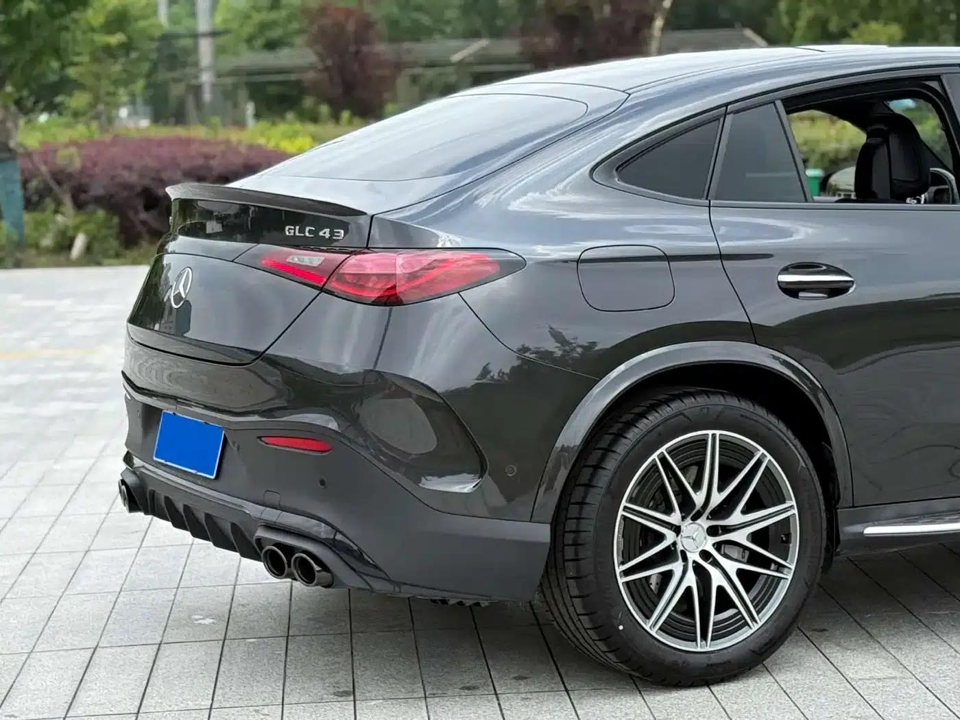 Mercedes-Benz GLC Coupe AMG 2025 AMG GLC 43 4MATIC Coupe SUV — миниатюра 17