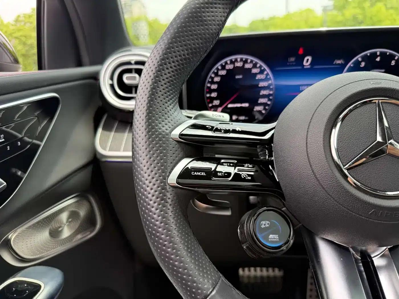 Mercedes-Benz GLC Coupe AMG 2025 AMG GLC 43 4MATIC Coupe SUV — миниатюра 19