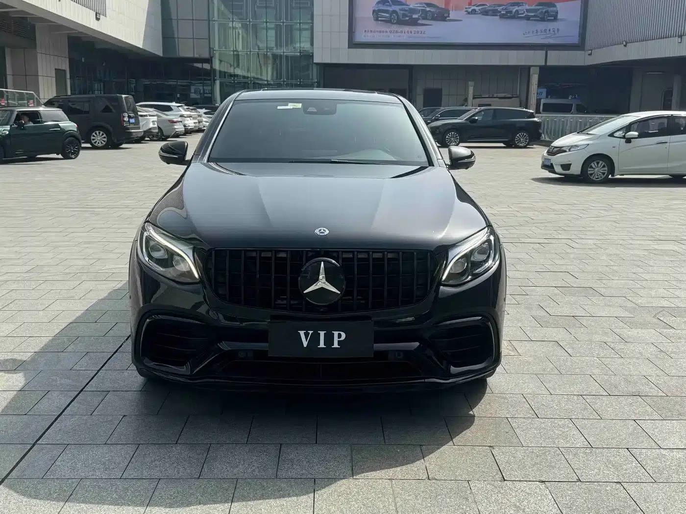 Mercedes-Benz GLC Coupe AMG 2017 AMG GLC 43 4MATIC Coupe SUV — миниатюра 1