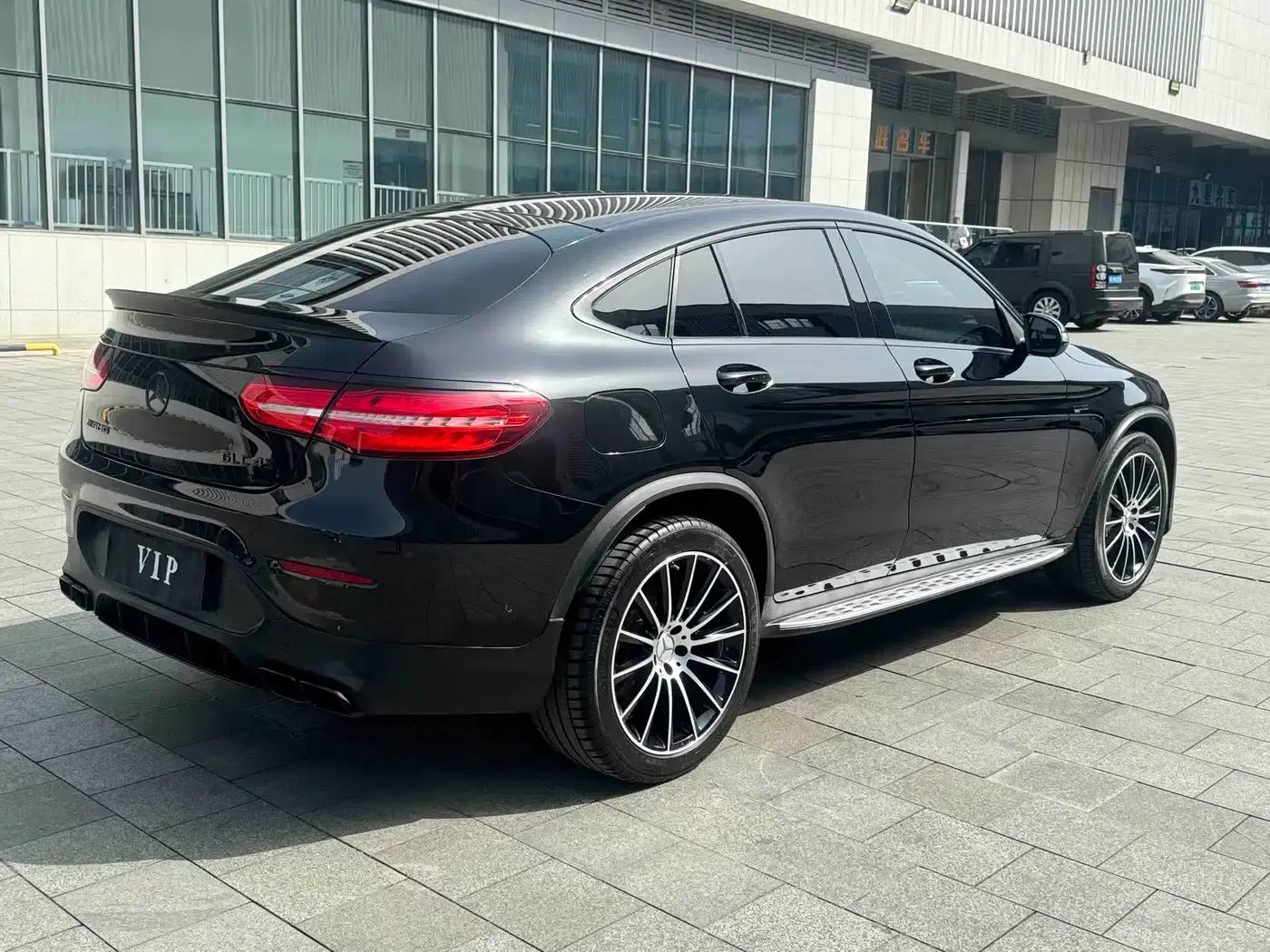 Mercedes-Benz GLC Coupe AMG 2017 AMG GLC 43 4MATIC Coupe SUV — миниатюра 12