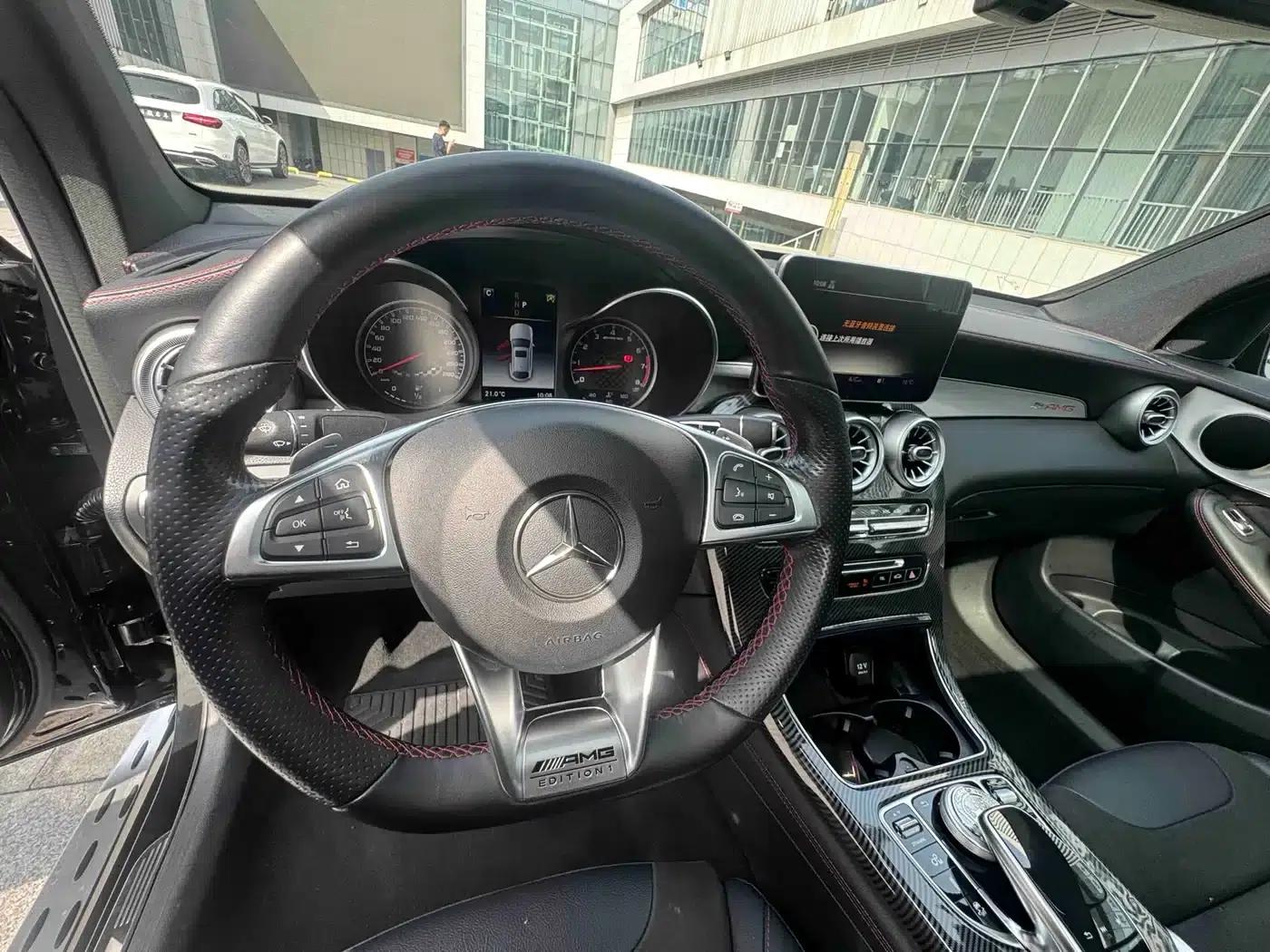 Mercedes-Benz GLC Coupe AMG 2017 AMG GLC 43 4MATIC Coupe SUV — миниатюра 4