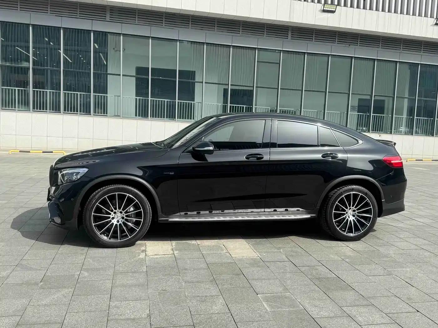 Mercedes-Benz GLC Coupe AMG 2017 AMG GLC 43 4MATIC Coupe SUV — миниатюра 10