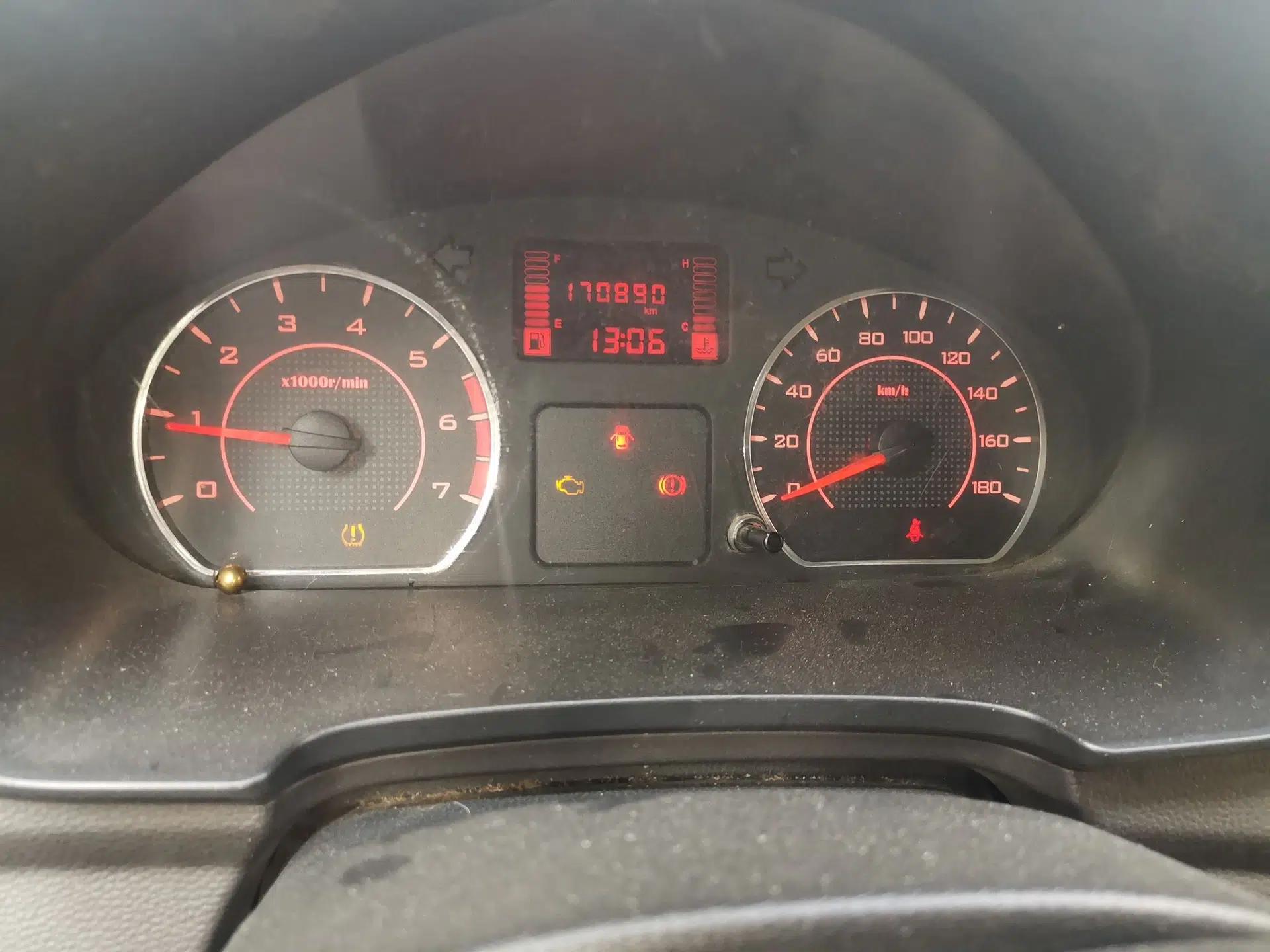 Wuling Hongguang V 2021 1.5L Jingqu Version LAR — миниатюра 11