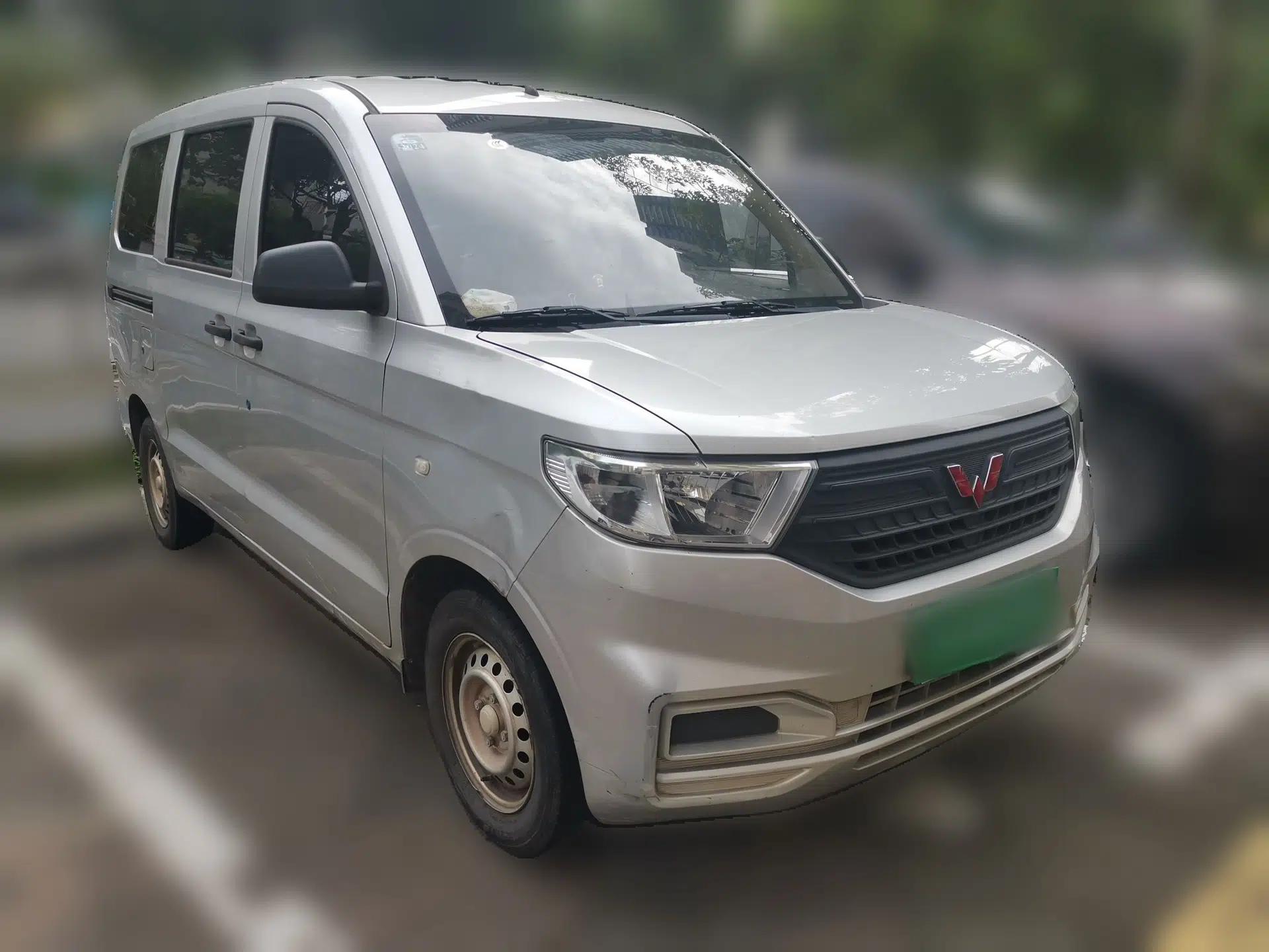 Wuling Hongguang V 2021 1.5L Jingqu Version LAR — миниатюра 3