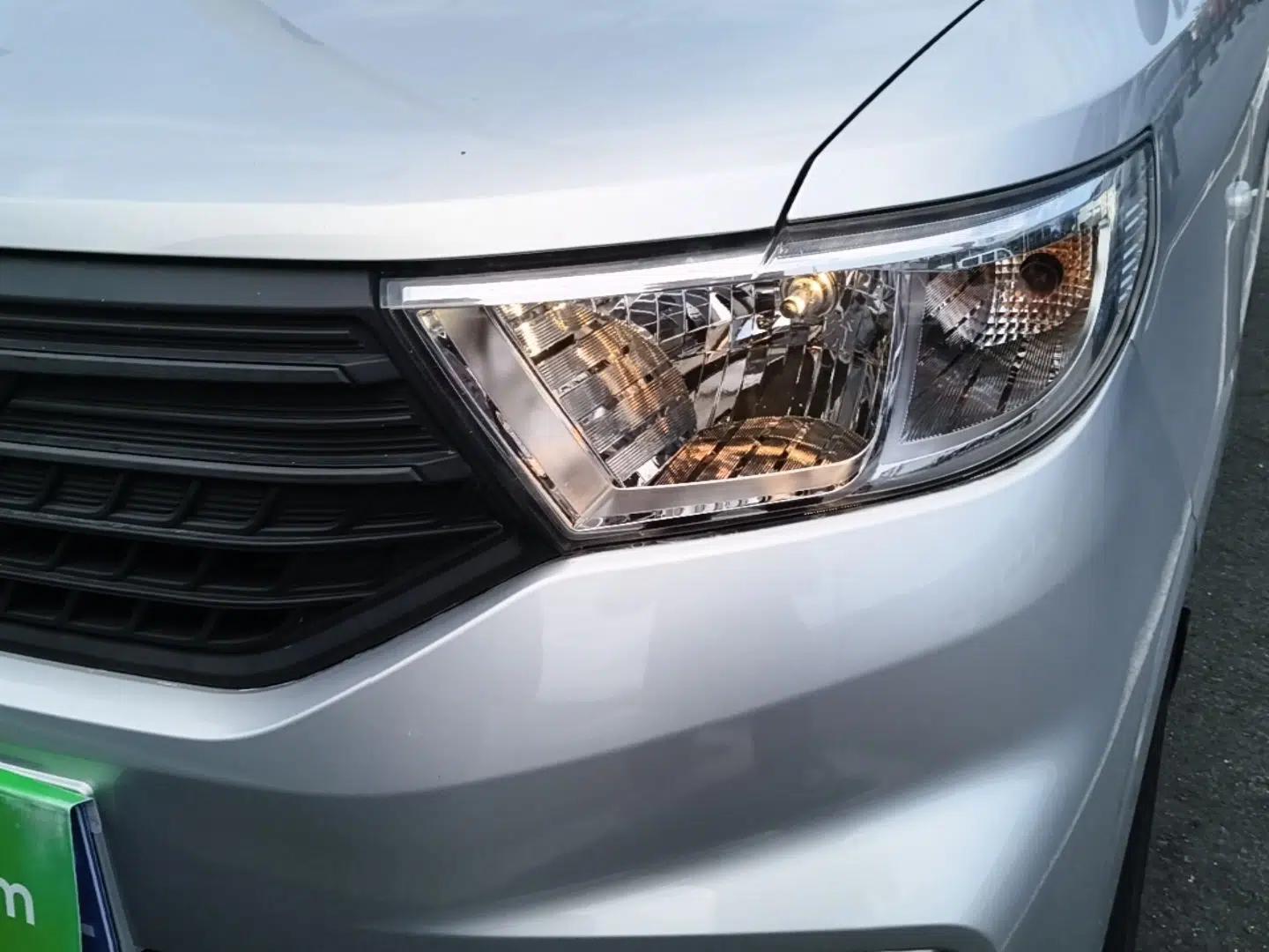 Wuling Hongguang V 2022 1.5L Jingqu Edition Electric-Assist LAR — миниатюра 8