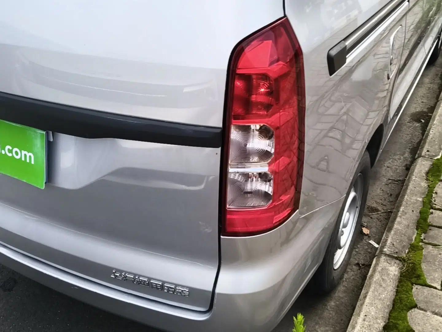 Wuling Hongguang V 2022 1.5L Jingqu Edition Electric-Assist LAR — миниатюра 9