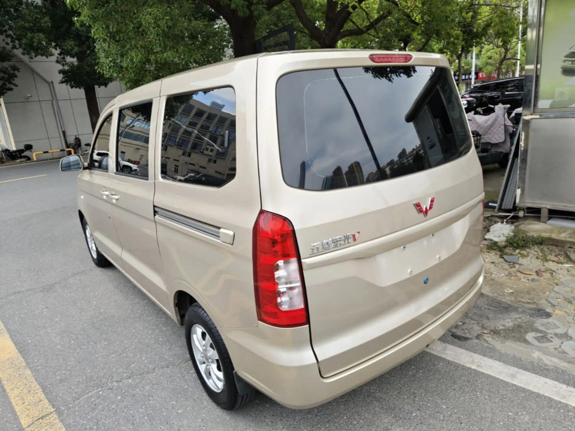 Wuling Hongguang V 2021 1.5L Refreshed Enjoyment Edition LAR — миниатюра 4
