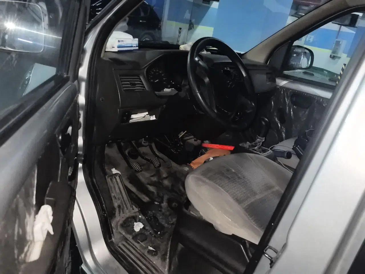 Wuling Rongguang 2020 1.2L S Base Model China VI — миниатюра 16