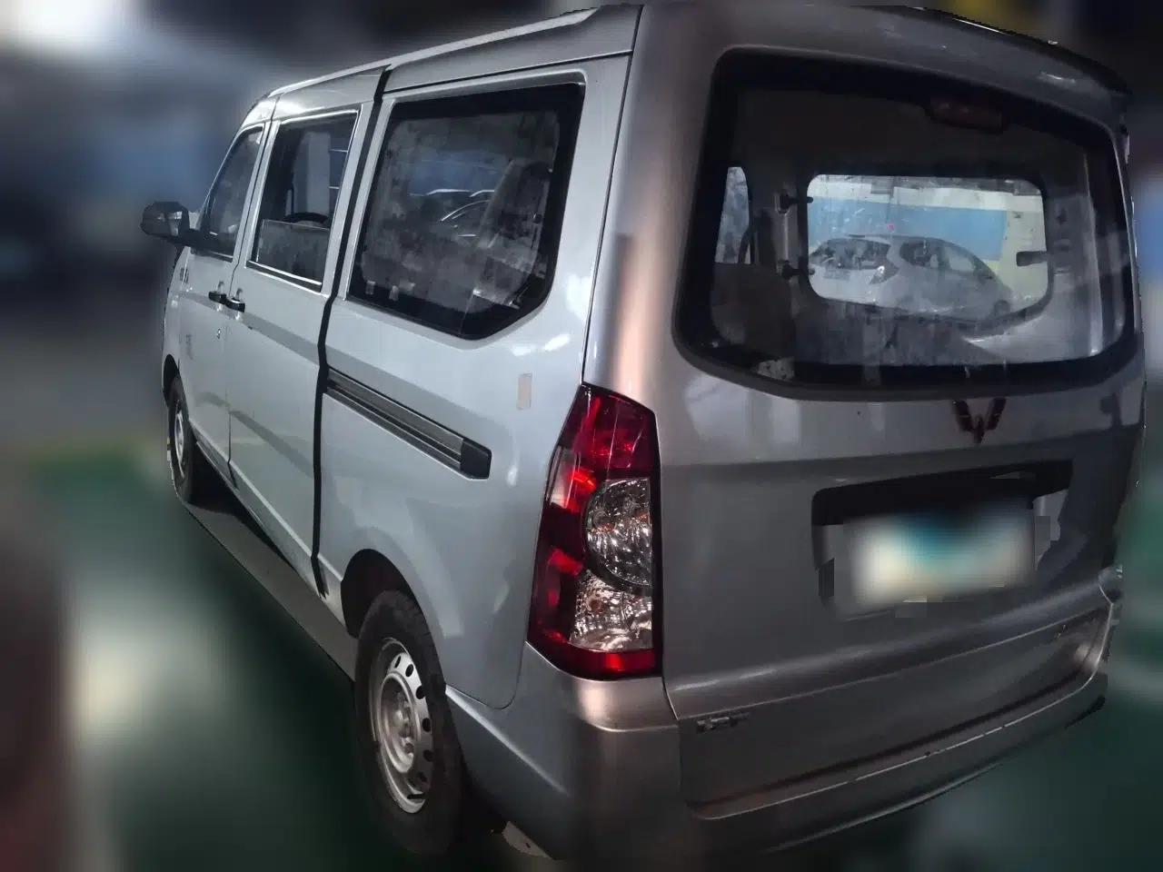 Wuling Rongguang 2020 1.2L S Base Model China VI — миниатюра 4