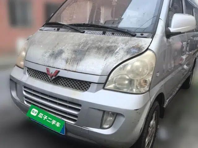 Wuling Rongguang 2011 1.2L Comfort Model