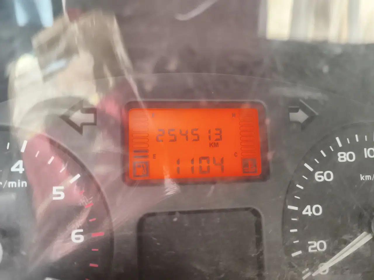 Wuling Rongguang 2011 1.5L Base Version — миниатюра 12