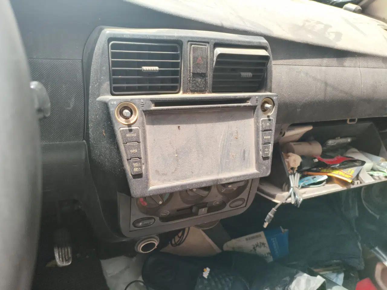 Wuling Rongguang 2011 1.5L Base Version — миниатюра 13