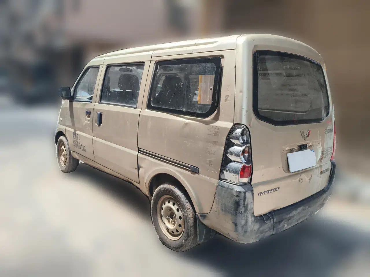 Wuling Rongguang 2011 1.5L Base Version — миниатюра 4