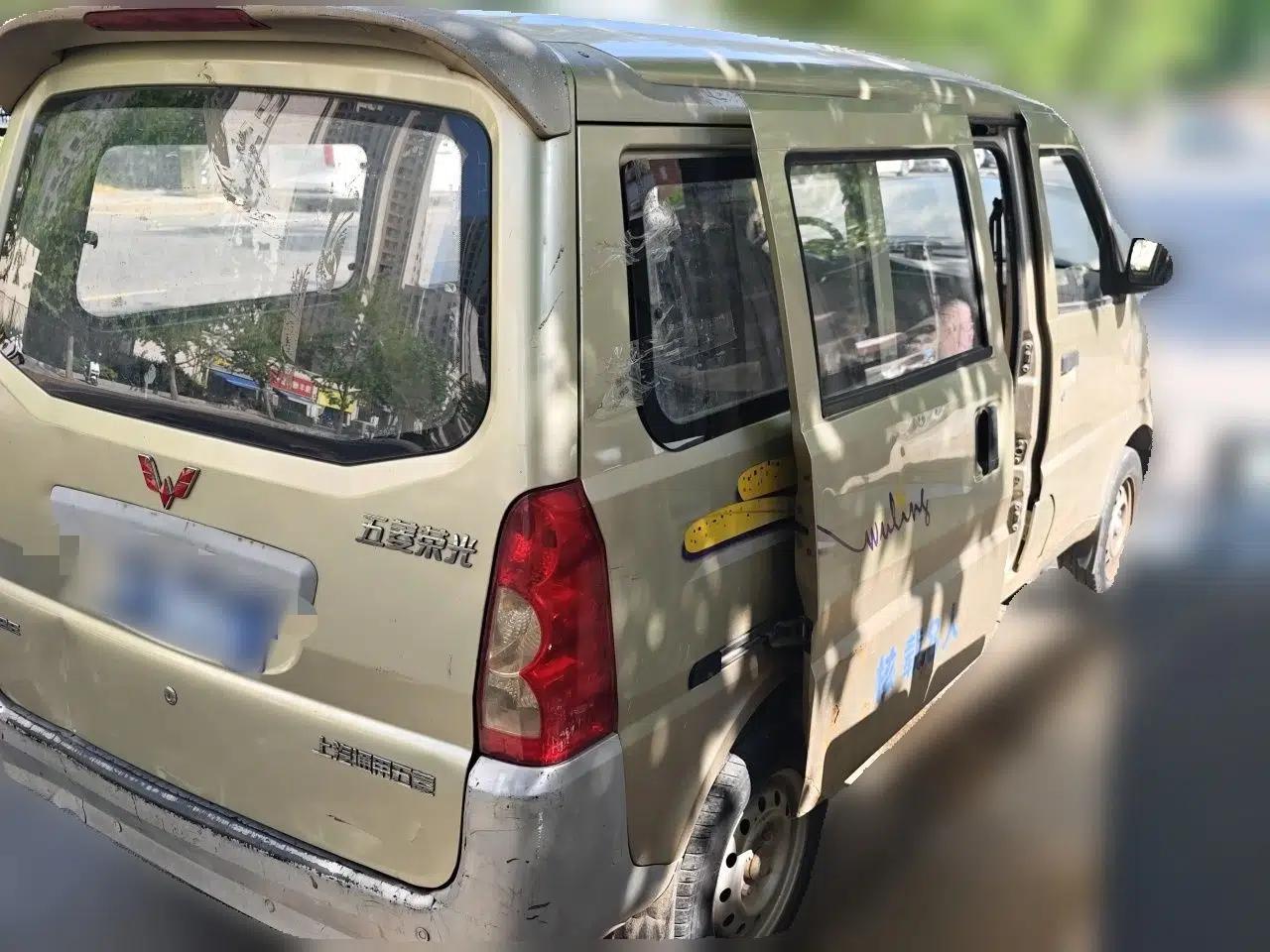 Wuling Rongguang 2011 1.2L Base Version — миниатюра 6