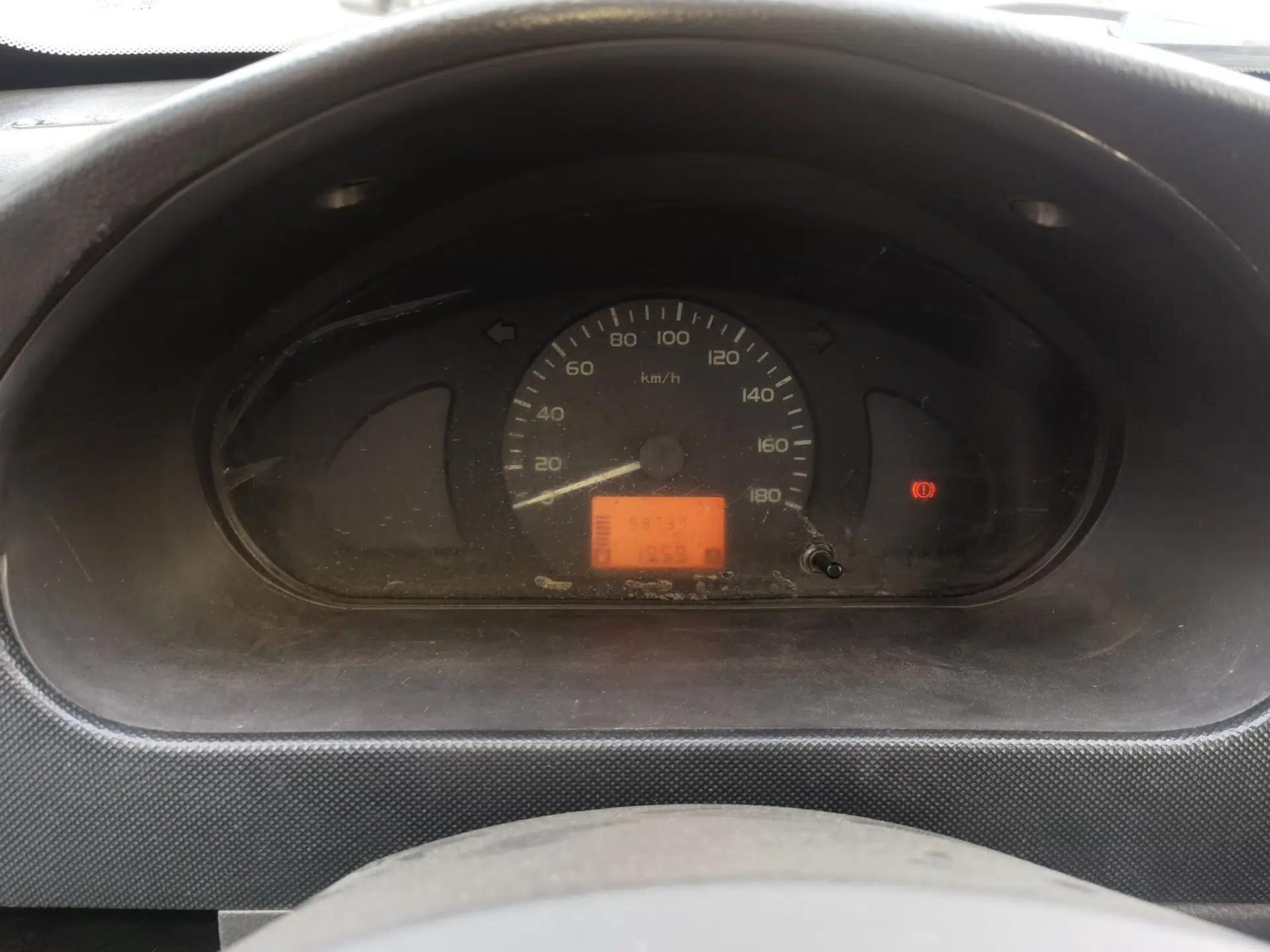 Wuling Rongguang 2017 1.5L Extended Basic Version — миниатюра 11