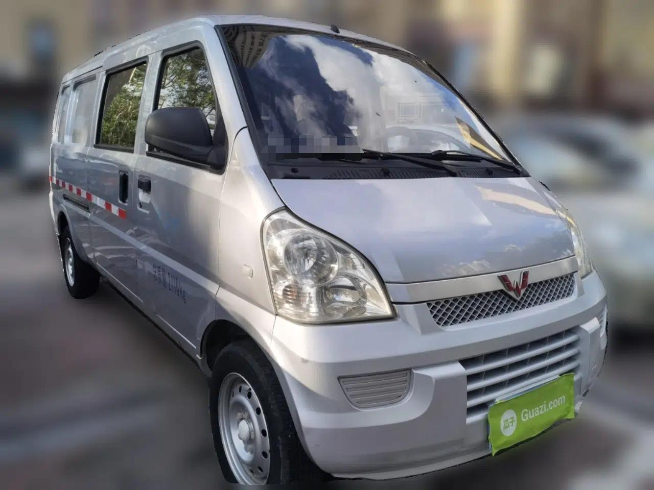 Wuling Rongguang 2017 1.5L Extended Basic Version — миниатюра 3