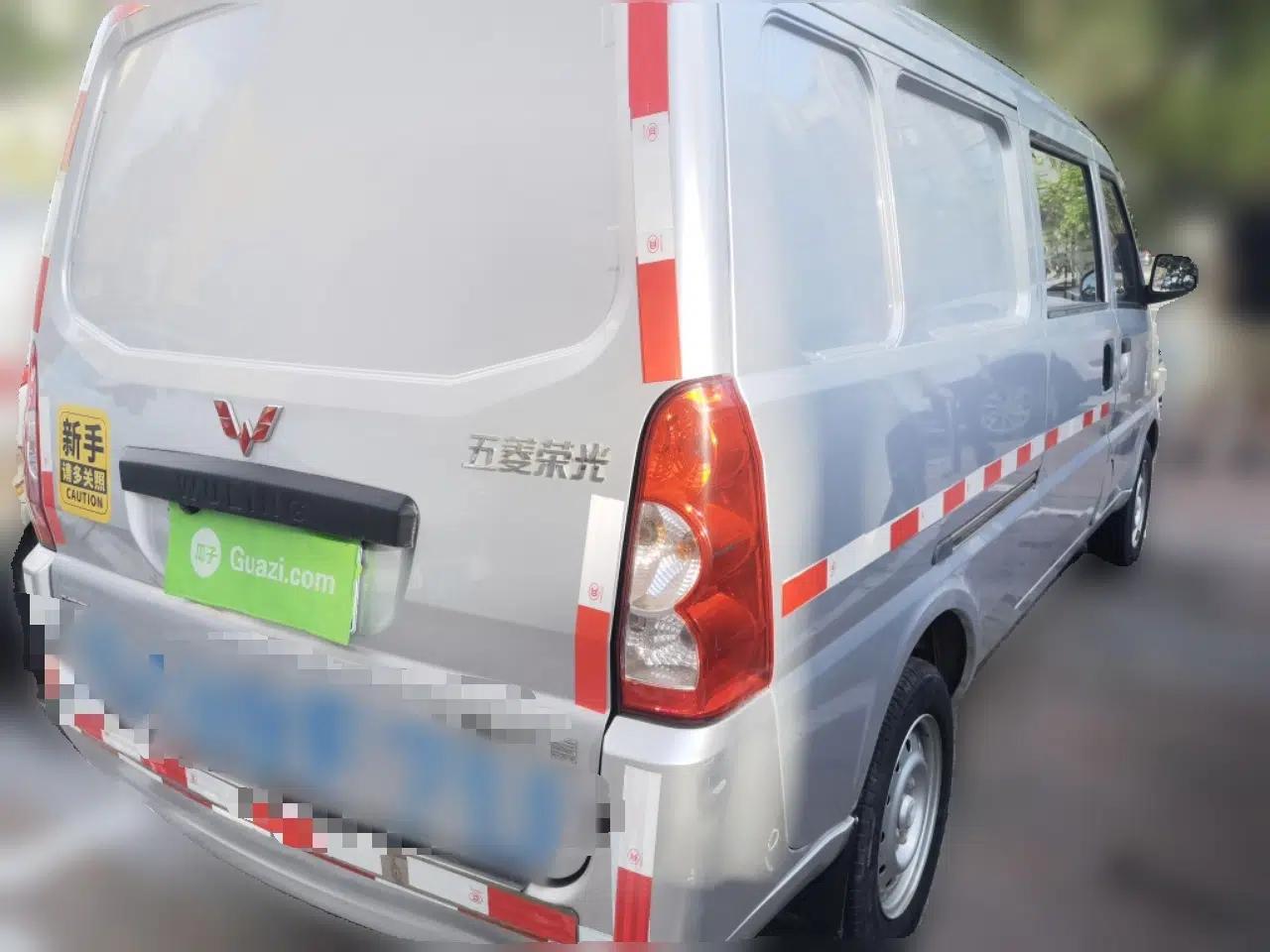 Wuling Rongguang 2017 1.5L Extended Basic Version — миниатюра 6