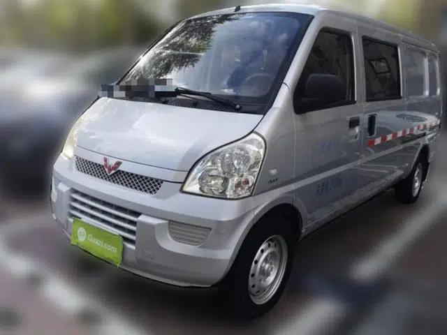Wuling Rongguang 2017 1.5L Extended Basic Version