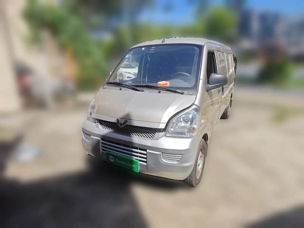 Wuling Rongguang 2019 1.5L Extended-Body Van Base Model with 2 Seats — миниатюра 1