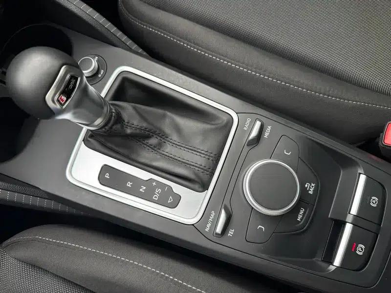 Audi Q2L 2018 35TFSI Launch Edition (China VI Emission Standard) — миниатюра 21