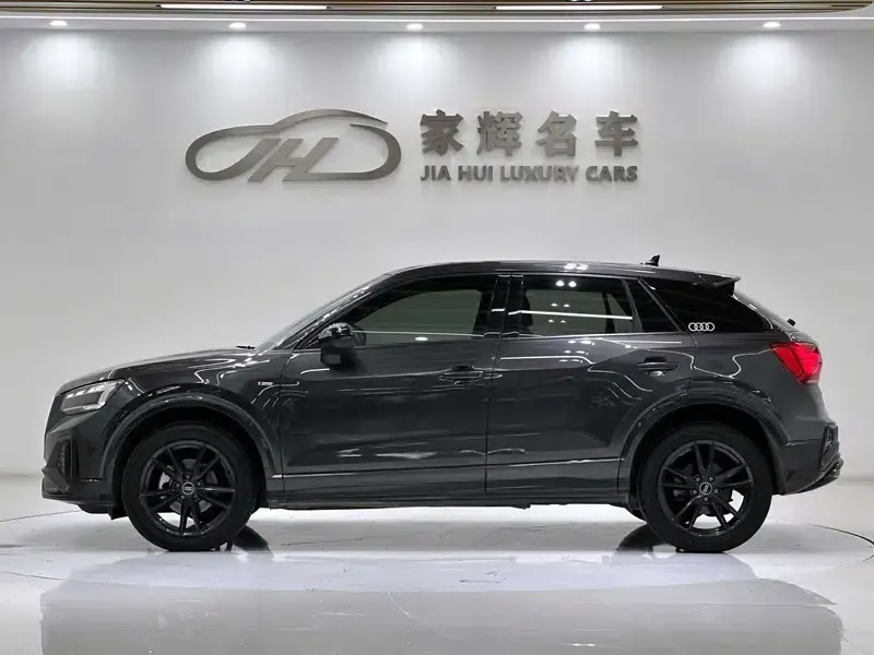 Audi Q2L 2022 35 TFSI Progressive Dynamic Edition — миниатюра 4