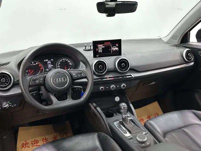 Audi Q2L 2022 35 TFSI Progressive Dynamic Edition — миниатюра 8
