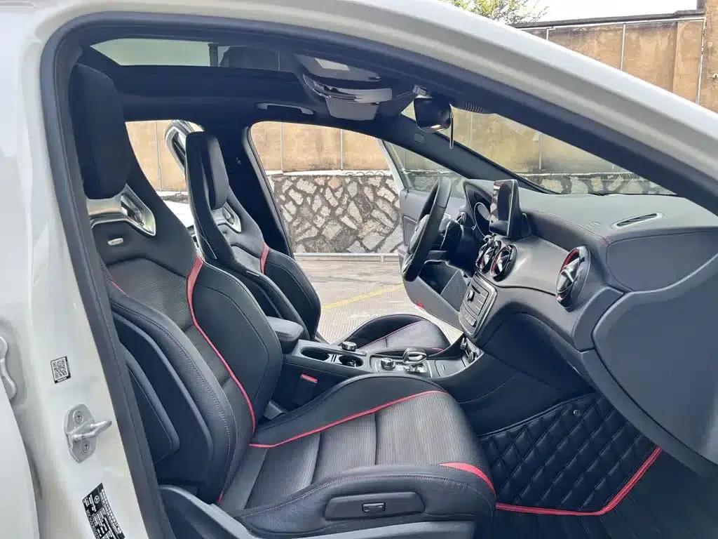 2016 Mercedes-Benz GLA AMG 45 4MATIC — миниатюра 19