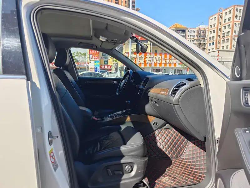 Audi Q5 (Imported) 2010 3.2FSI Sport Edition — миниатюра 11
