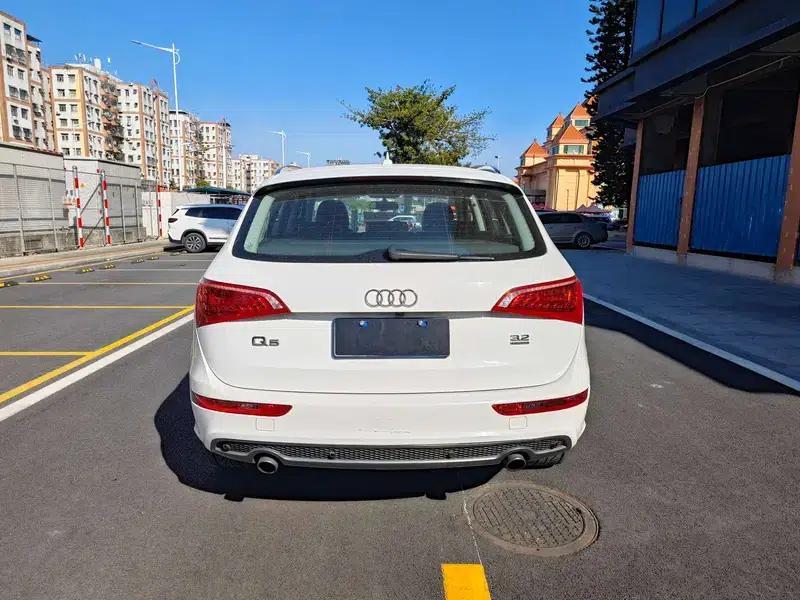 Audi Q5 (Imported) 2010 3.2FSI Sport Edition — миниатюра 6