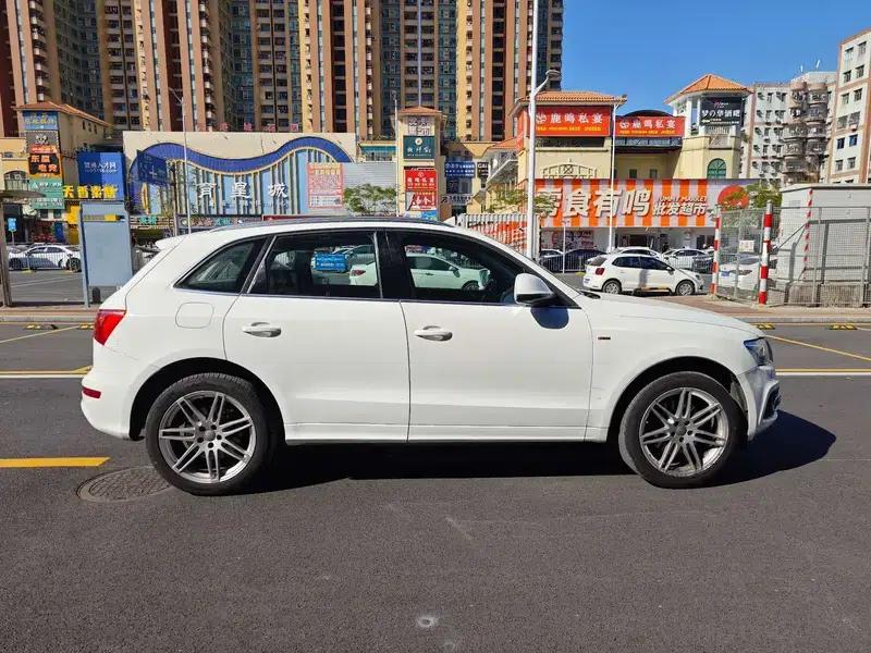 Audi Q5 (Imported) 2010 3.2FSI Sport Edition — миниатюра 8