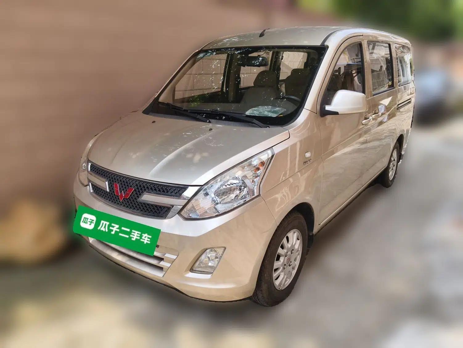 Wuling Rongguang V 2018 1.5L Standard Version — миниатюра 1