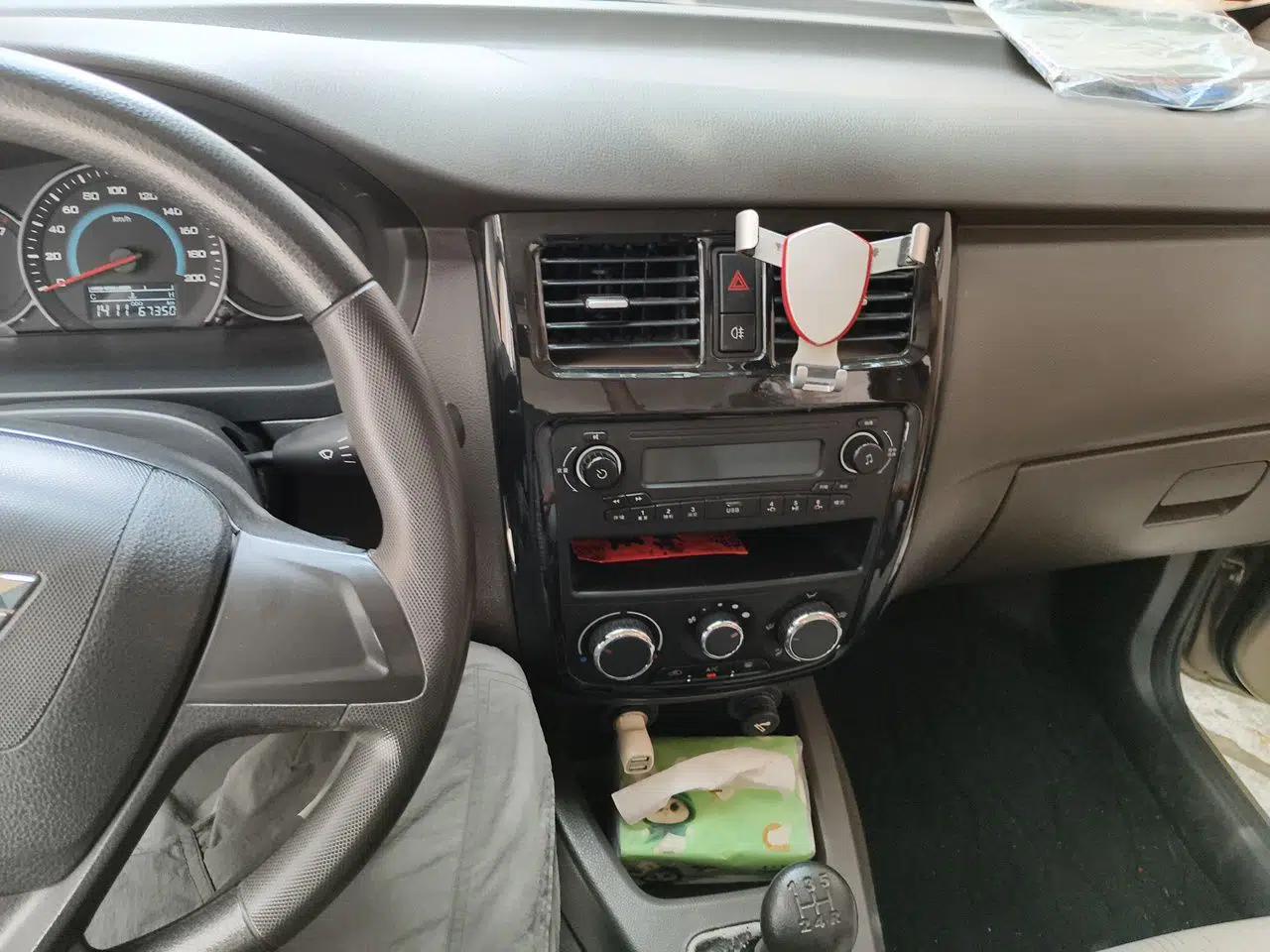 Wuling Rongguang V 2018 1.5L Standard Version — миниатюра 13