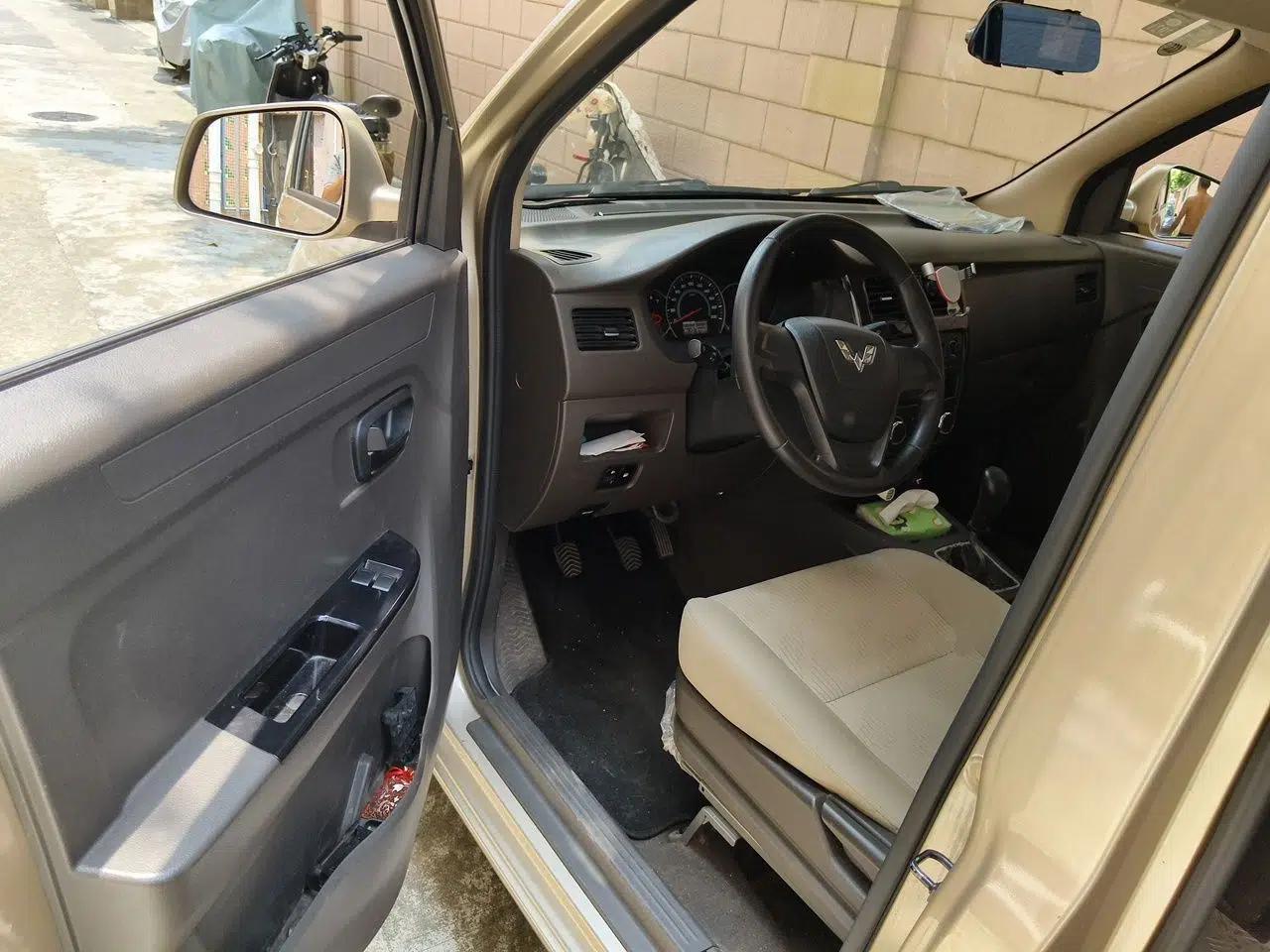 Wuling Rongguang V 2018 1.5L Standard Version — миниатюра 16
