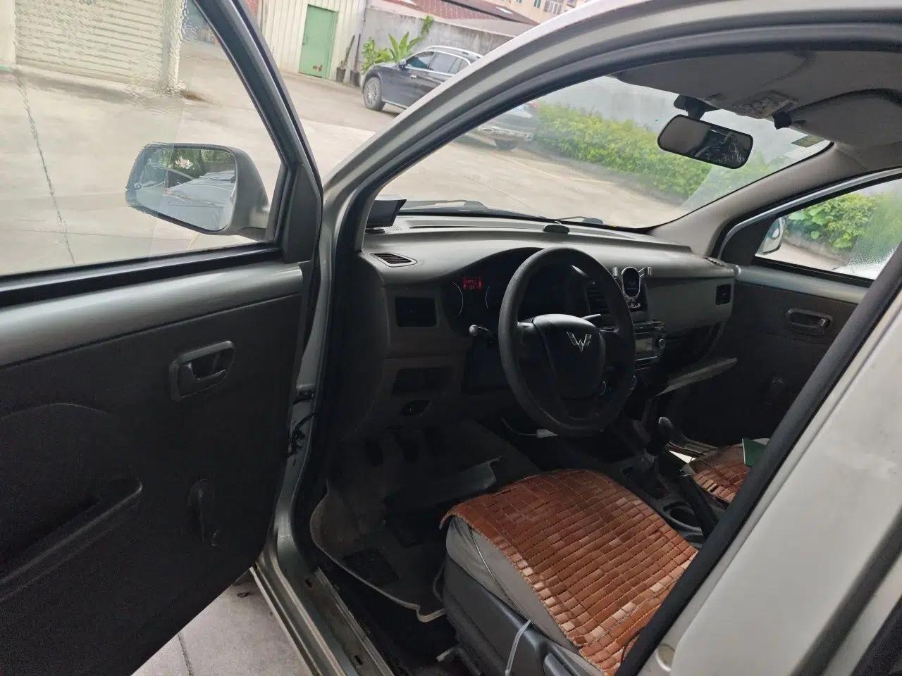 Wuling Rongguang V 2015 1.5L Practical Version — миниатюра 16